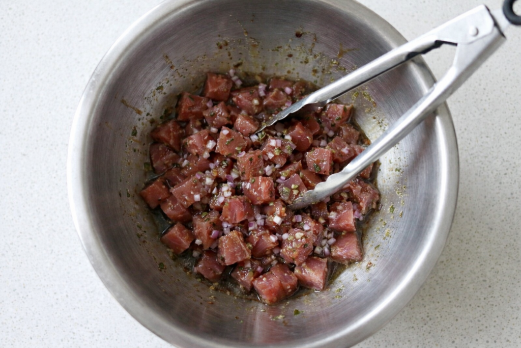 Tartar de atún casero: cómo hacerlo bien, con pocos ingredientes y sin estropear el atún | Mamá ya sé cocinar