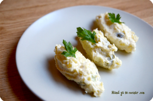 Ensaladilla con pepinillos