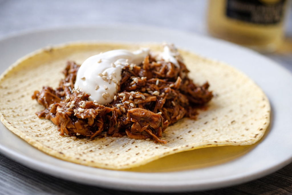 Tacos de pollo con mole poblano | Receta mexicana